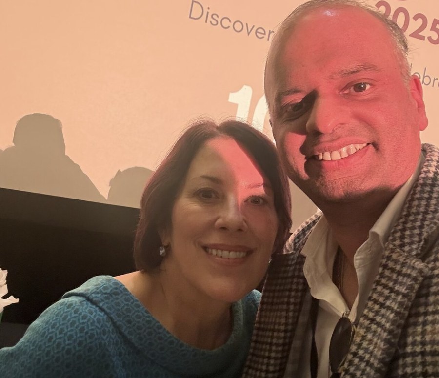 Vibhu Narwekar with Sarah Soule at Stanford in 2025